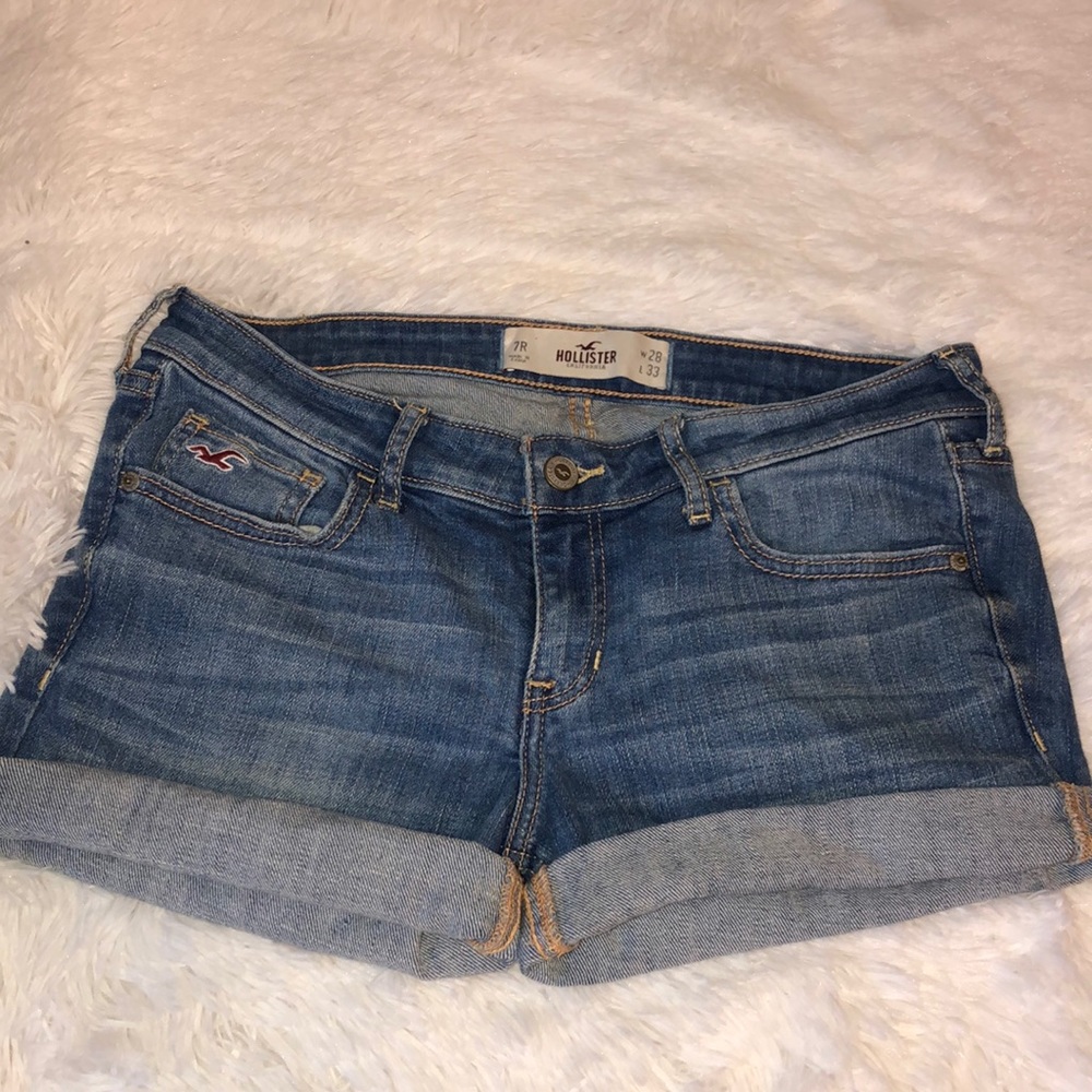 Hollister shorts size 7